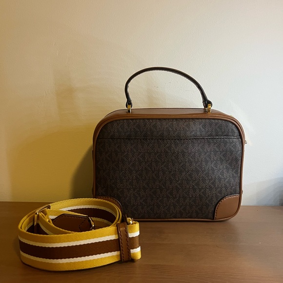 Michael Kors Sling Bag - Picture 2 of 3